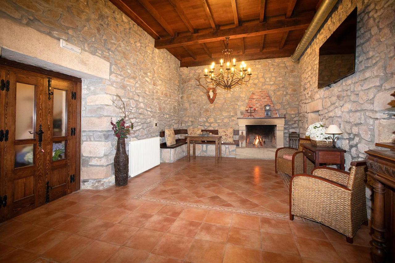La Casona De Lombrana, En Polaciones מראה חיצוני תמונה