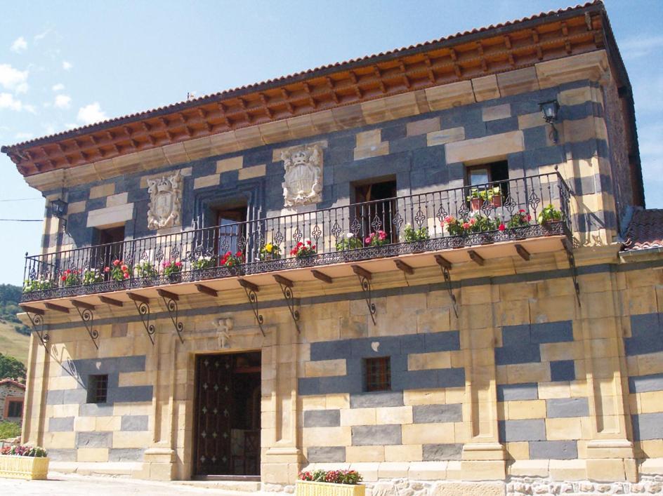 La Casona De Lombrana, En Polaciones מראה חיצוני תמונה