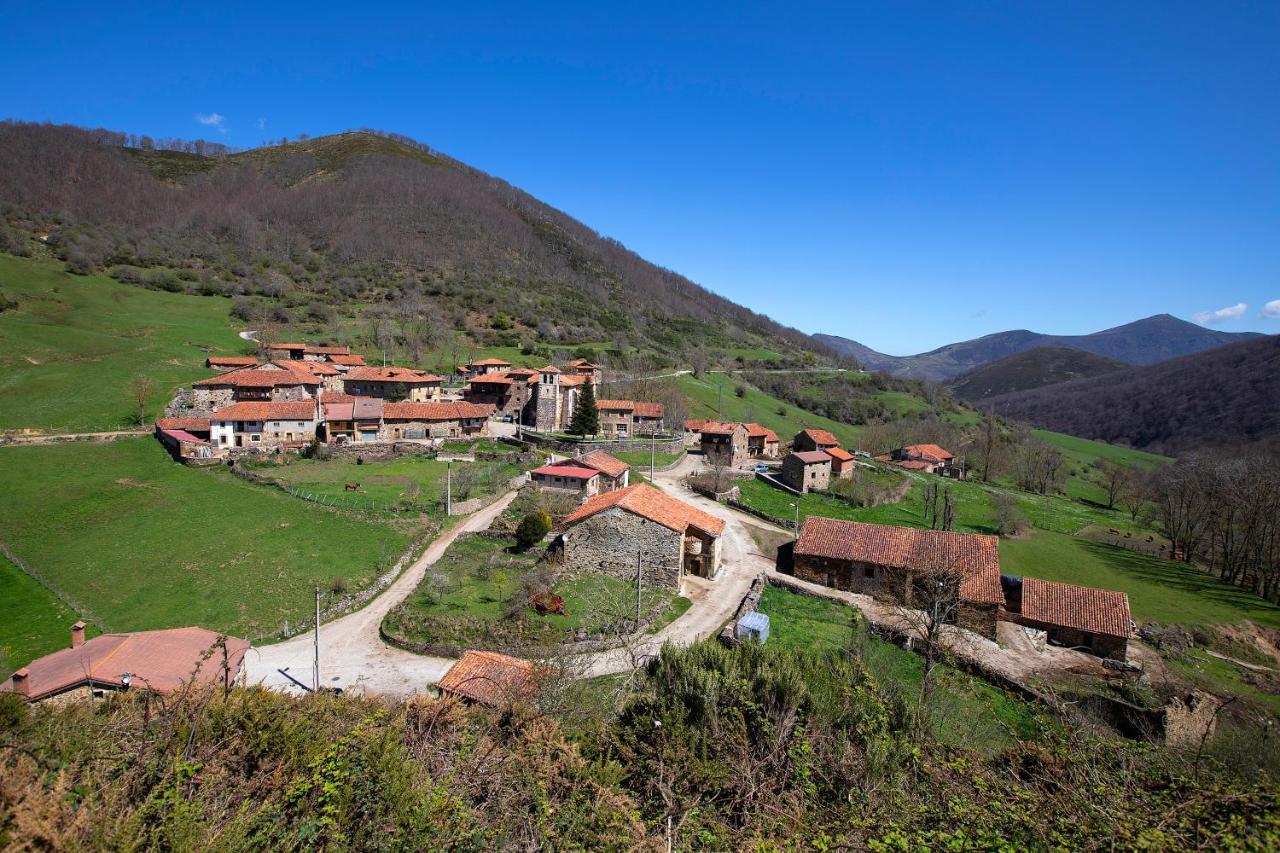 La Casona De Lombrana, En Polaciones מראה חיצוני תמונה